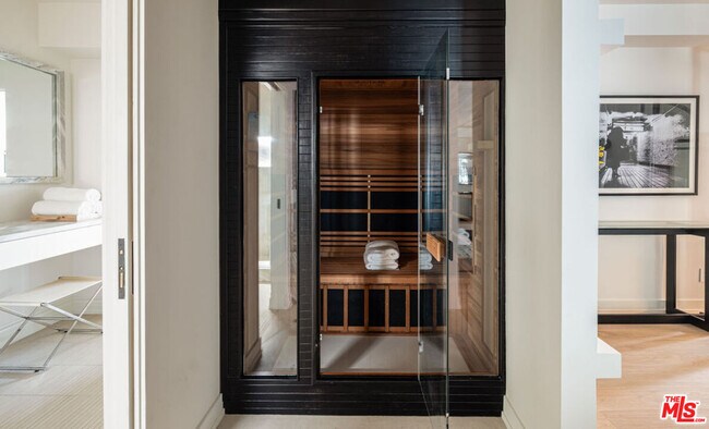 Building Photo - 1121 Tower Rd