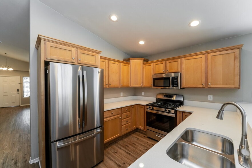 Building Photo - 6797 W Copperwood Way
