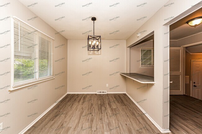 Building Photo - 17202 Lipton Ave