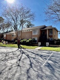 Building Photo - 887 Coral Reef Way