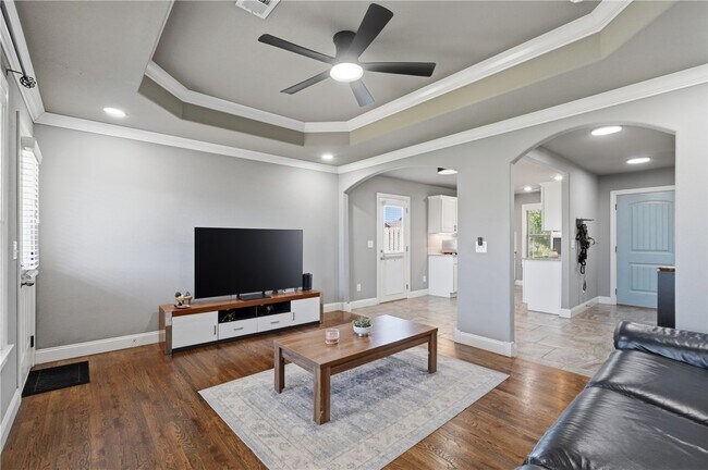Building Photo - 3807 S W Capstone Ave