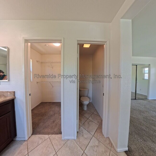 Building Photo - 4031 Cey Ct