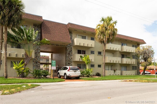 Building Photo - 7505 SW 82nd St