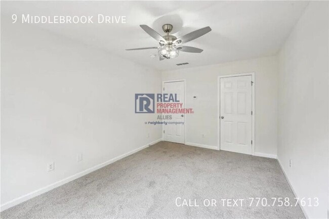Building Photo - 9 Middlebrook Dr