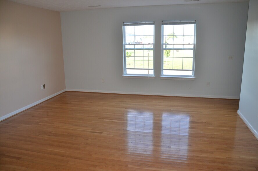 Building Photo - 311 Emerson Ln