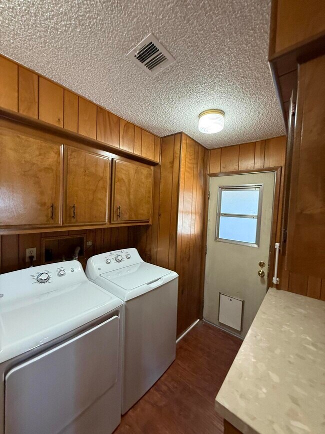 Building Photo - 74179 Mercury Cir W