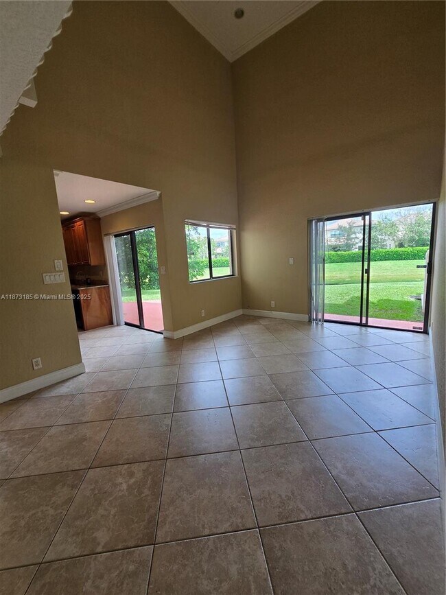 Building Photo - 9023 NW 38th Dr