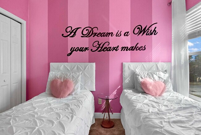 Building Photo - 7450 Gathering Dr