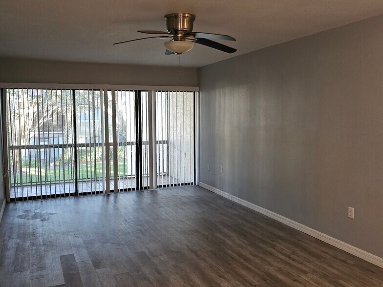 Building Photo - 3238 S Semoran Blvd