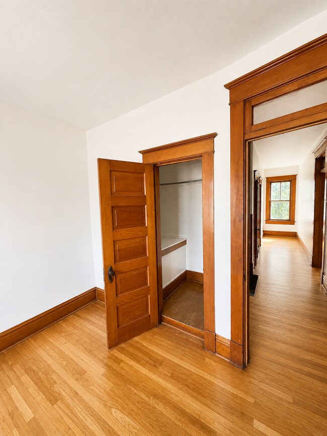 Building Photo - Refined Living in the Heart of Pueblo 25% OFF FIRST MONTH'S RENT