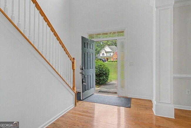 Building Photo - 255 Squire Ln
