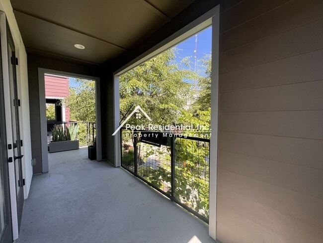 Building Photo - Elevated Luxury Living in This Updated 3BD/3.5BA Downtown Home with Private Rooftop