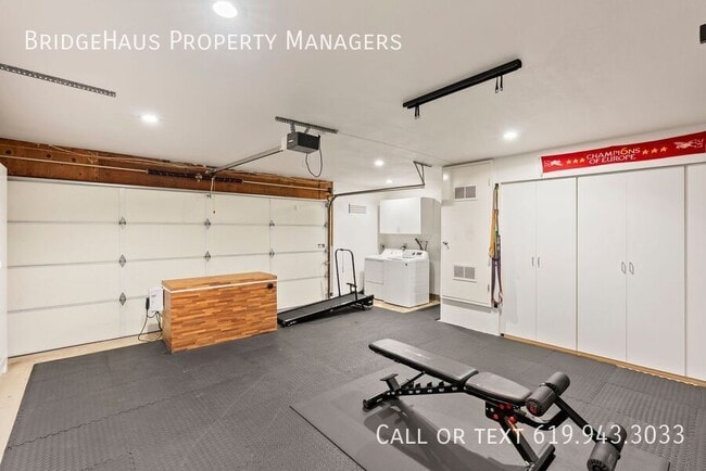 Building Photo - 3214 Mira Mesa Ave