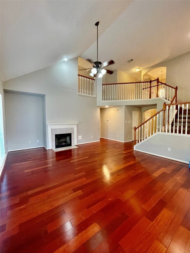 Building Photo - 16507 Shady Canyon Ct
