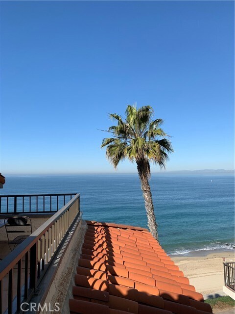 Building Photo - 535 Esplanade