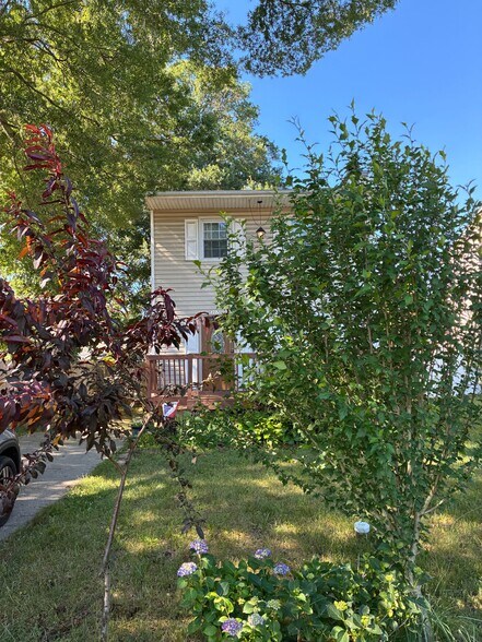 Building Photo - 307 Bayview Dr