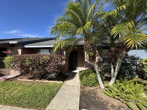 Building Photo - Lovely 2-Bedroom Townhouse in St. Cloud - Spacious 1023 Sq Ft with 2 Full Baths