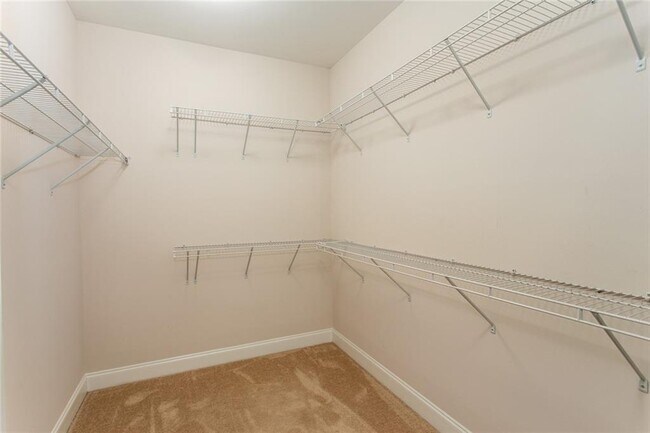 Building Photo - 5370 Cedar Glenn Ct