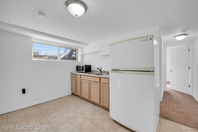 Building Photo - 50 Virginia Dr