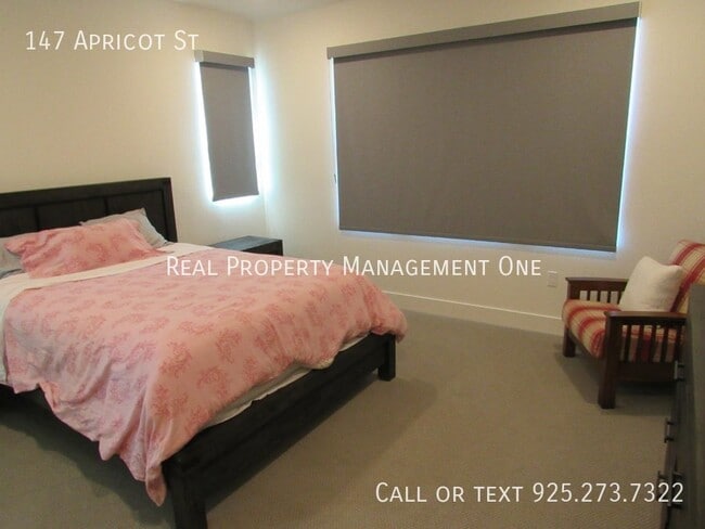 Building Photo - 147 Apricot St