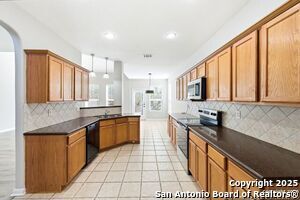 Building Photo - 24103 Mountain Cloud