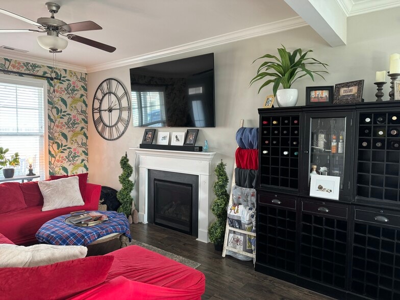 Propane Fireplace - 1230 Big Field Dr