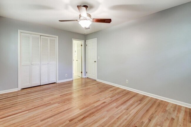 Building Photo - 3907 Jerusalem Ct