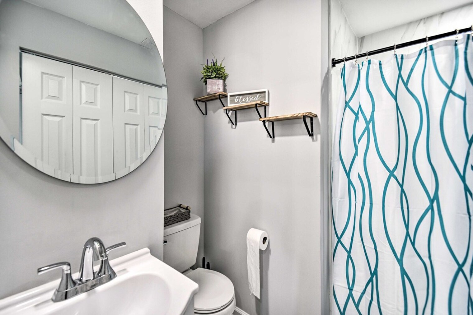 Building Photo - 740 W 31st St