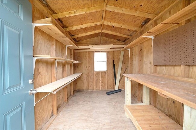 Building Photo - 2515 Berkett Dr