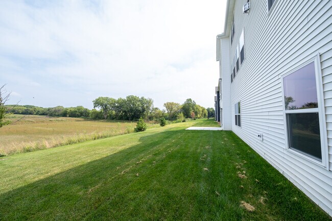 Building Photo - 10704 Bent Pne Ln