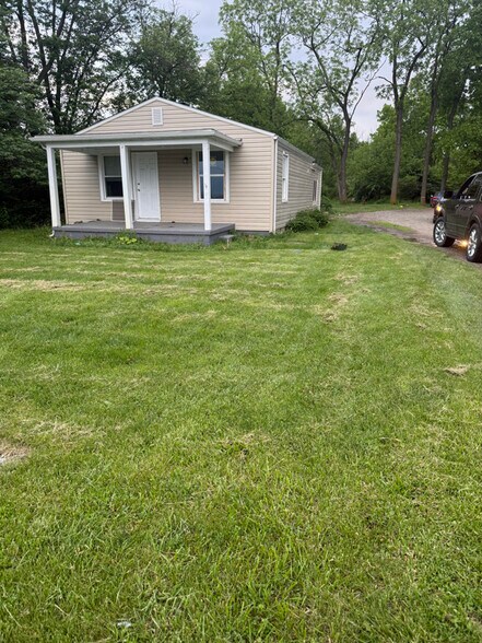 Building Photo - 4681 OH-142