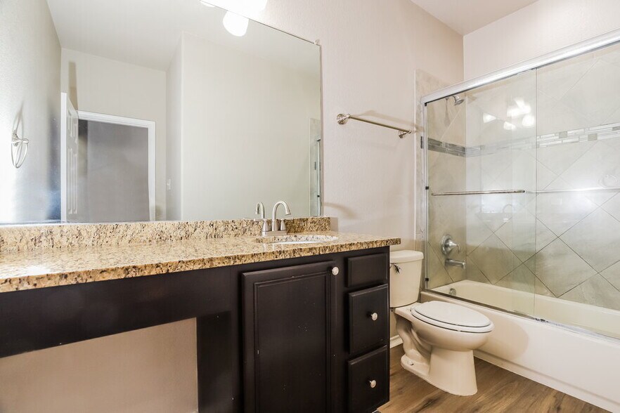 Building Photo - 1218 Bridle Bit