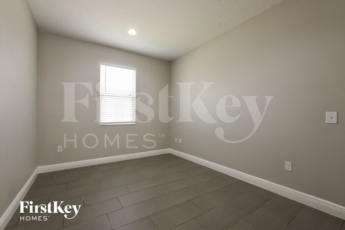 Building Photo - 12018 Sumter Dr