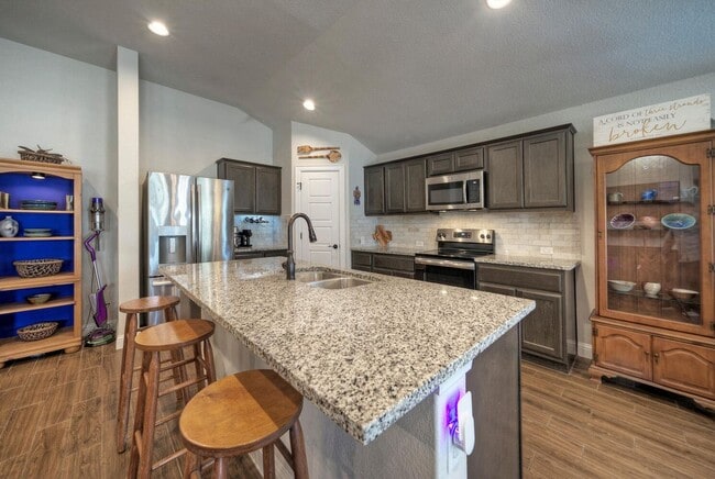 Building Photo - 21707 Crystal Way