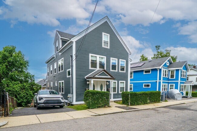 Building Photo - 12 Rockledge St