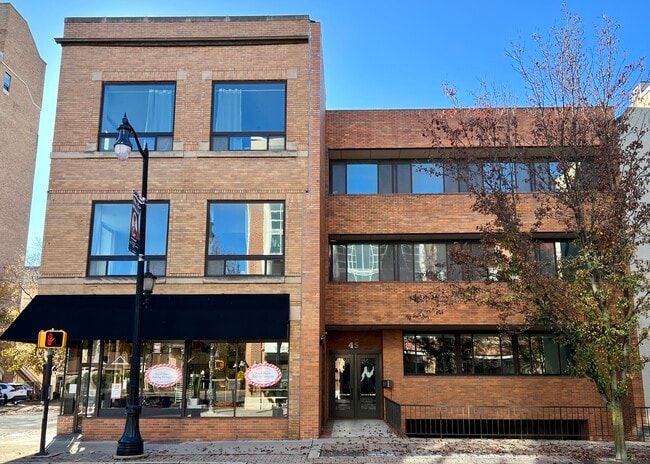 Building Photo - 45 Northampton E St