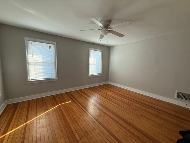 Bedroom - 354 E Cecil St