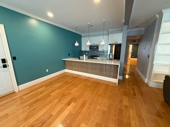 Building Photo - 31 Boardman St