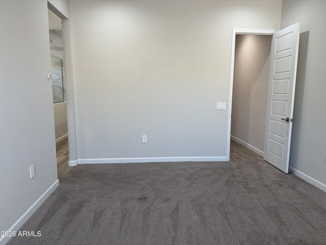 Building Photo - 10212 W Alex Ave