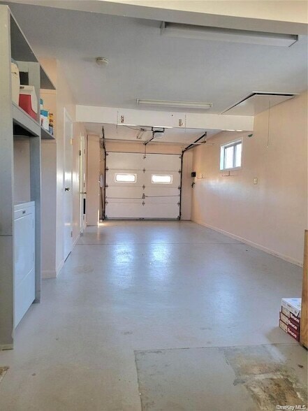 Building Photo - 44 Return Ln