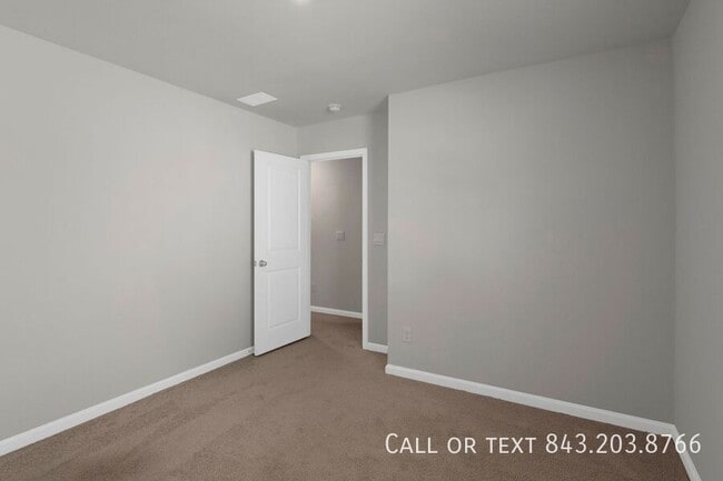 Building Photo - 148 Lagoona Dr