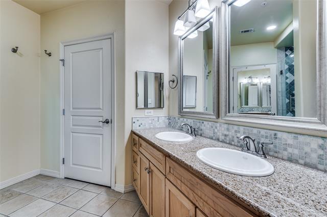Building Photo - 330 Las Colinas Blvd E