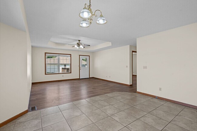 Building Photo - 1278 W Butterfield Dr