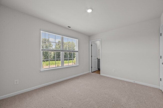 Building Photo - 4109 Laurel Rdg Dr