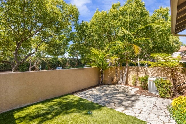 Building Photo - 6283 Citracado Cir