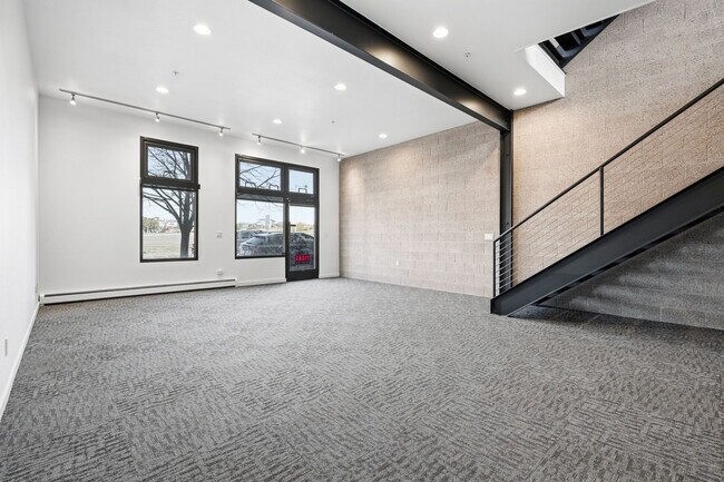 Building Photo - 11582 Colony Row