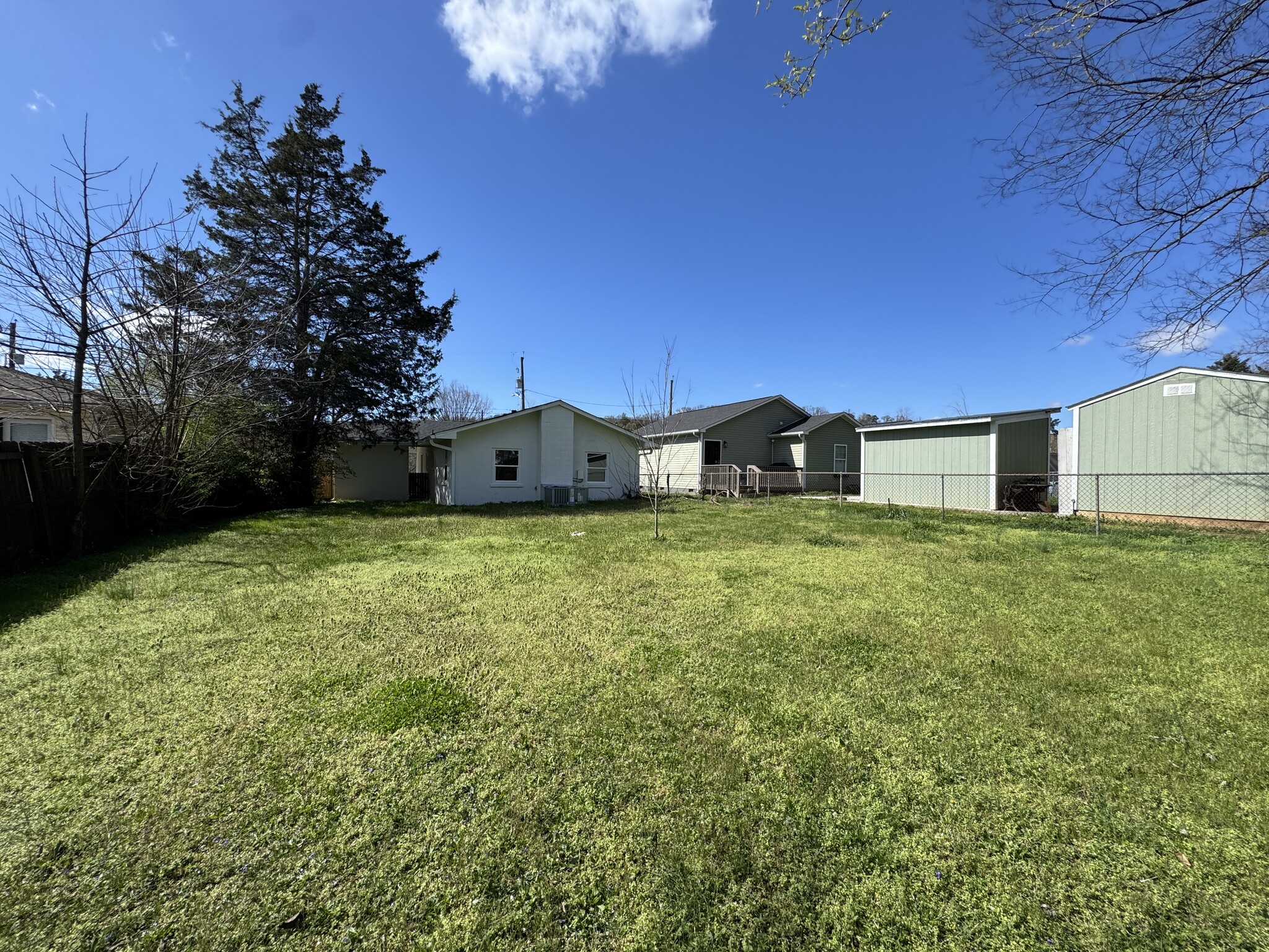 Building Photo - 1712 Vada Cir