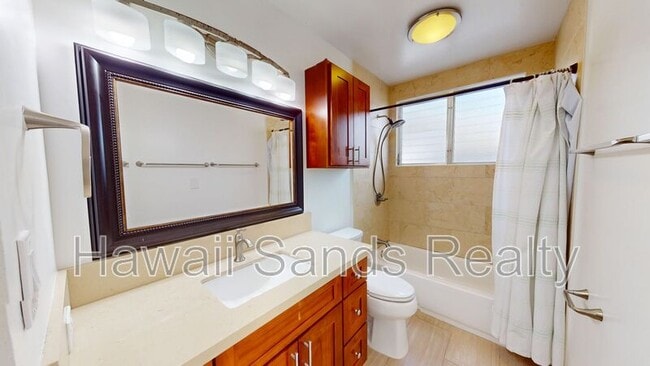 Building Photo - 366 Poipu Dr