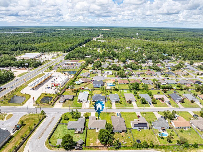 Building Photo - 8517 High School Blvd