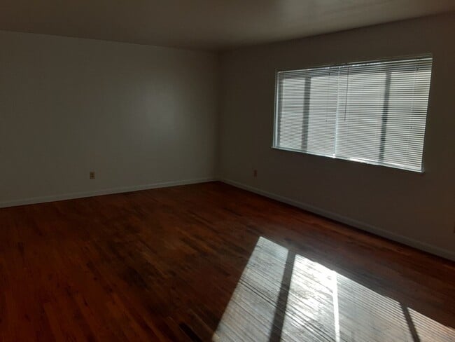 Building Photo - Triple J Properties-PM#025-0249-5015
